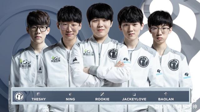 在他漫长的 在他漫长的