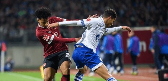 视频助理裁 视频助理裁