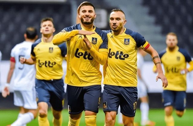 目标奠定坚 目标奠定坚